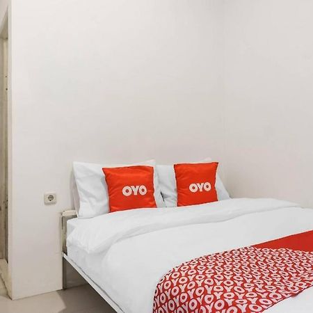 Super Oyo 91074 Stariez Senen Syariah Hotel Jakarta Luaran gambar