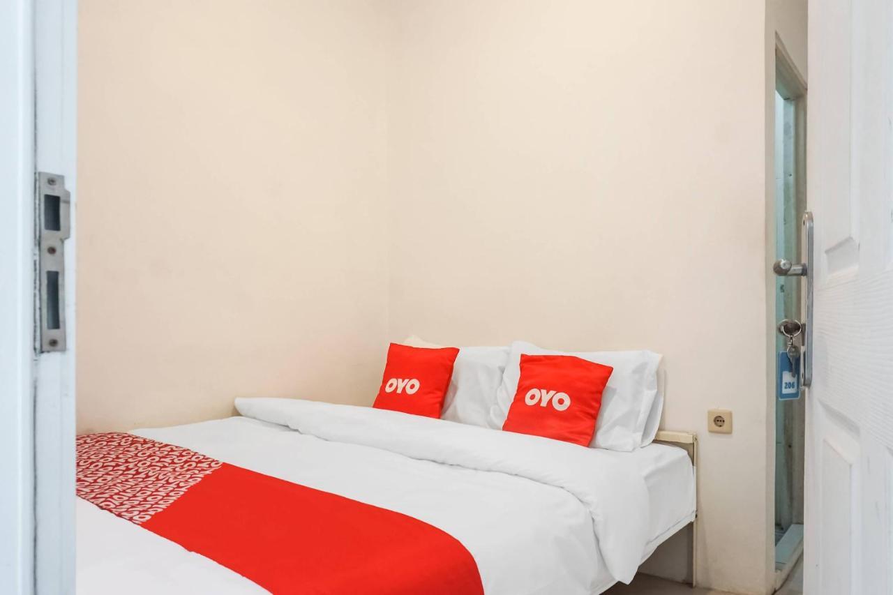Super Oyo 91074 Stariez Senen Syariah Hotel Jakarta Luaran gambar